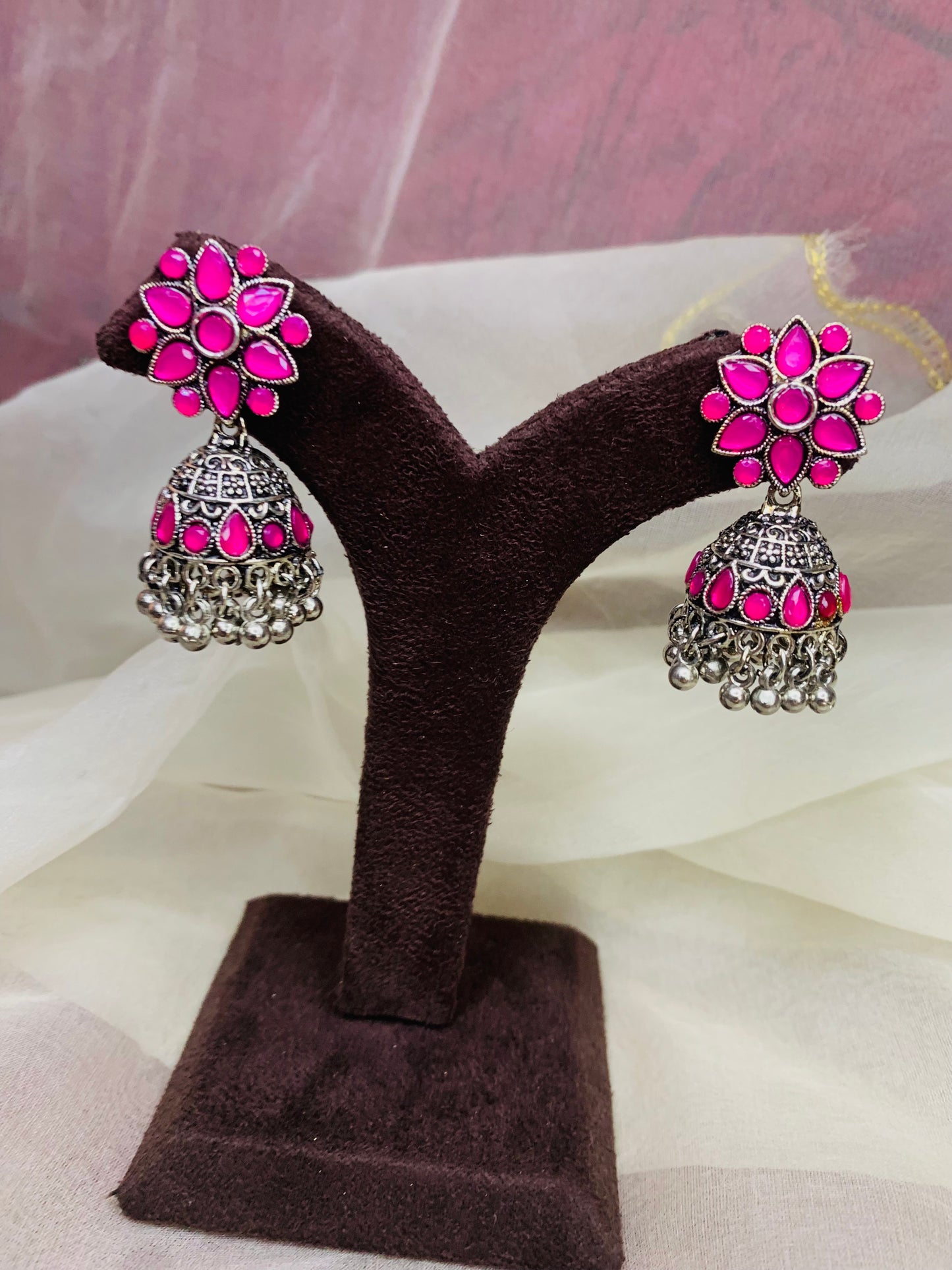 Pretty in Pink Antique Jumkis